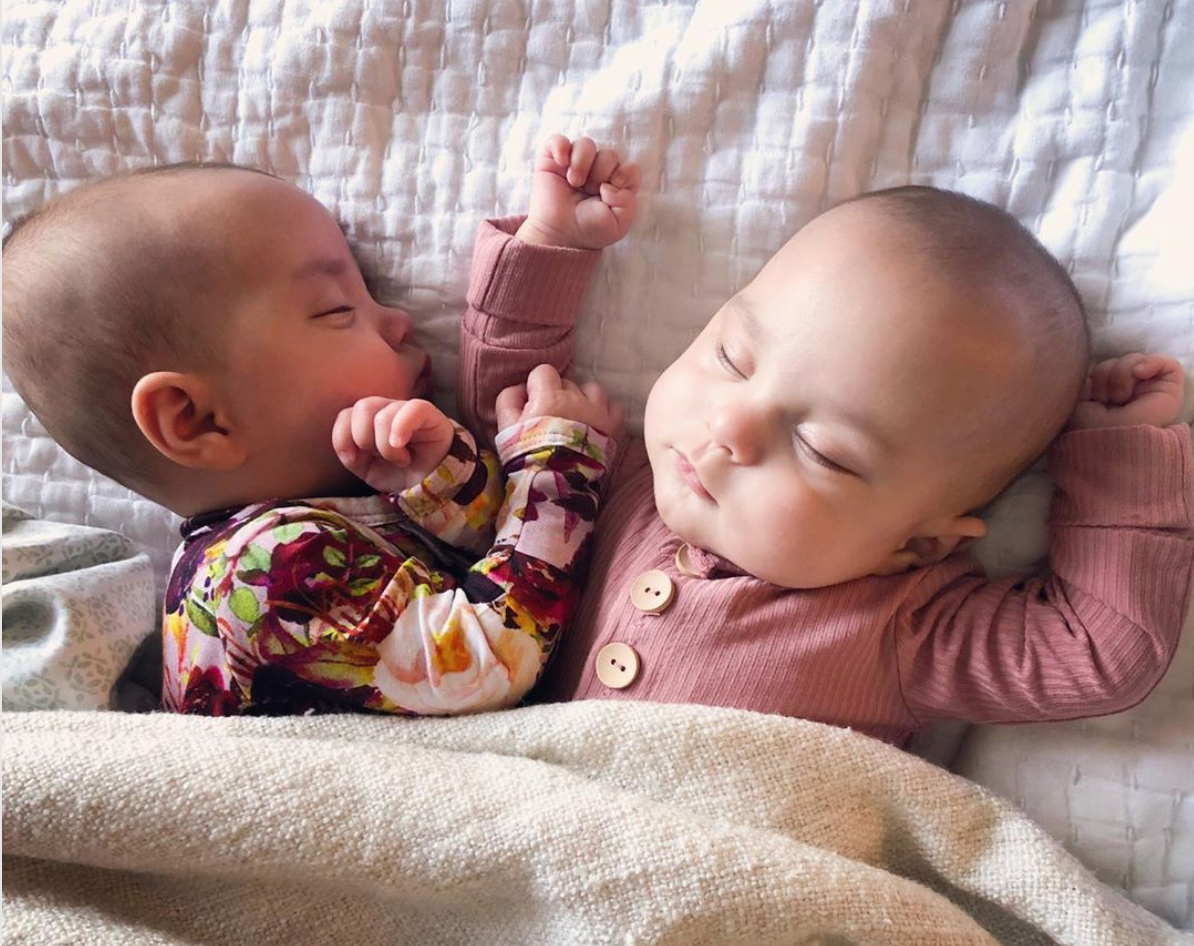 Cute Ways to Dress Twins