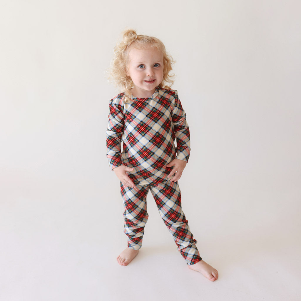 POSH PEANUT PP CHRISTMAS XMAS HOLIDAY PAJAMA FOOTIE MARQUI TARTAN 2T selling TODDLER