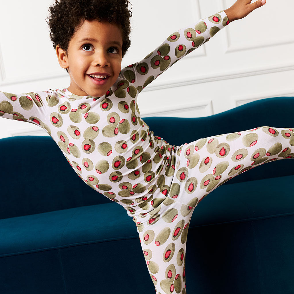 Food Green Long Sleeve Toddler Pajamas | Olives display picture 1