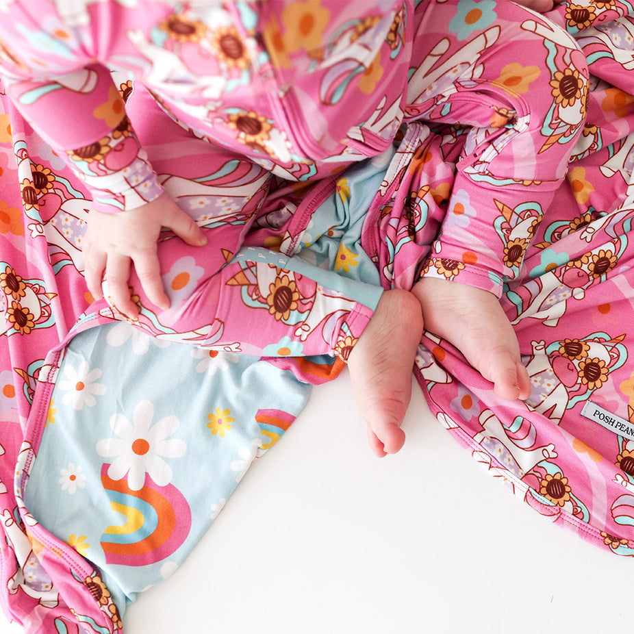 Unicorn Vibes & Dancing Daisies Patoo® Blanket