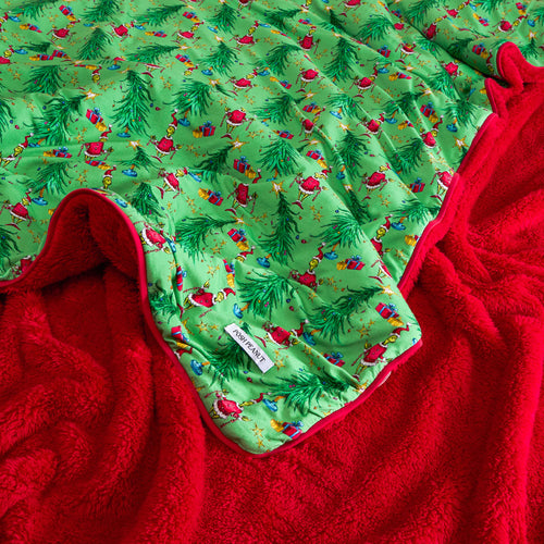 Dr. Seuss Merry Grinchmas Luxe Plush Patoo® Blanket