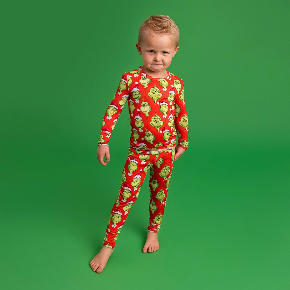 Dr. Seuss The Grinch Classic Pajama Set