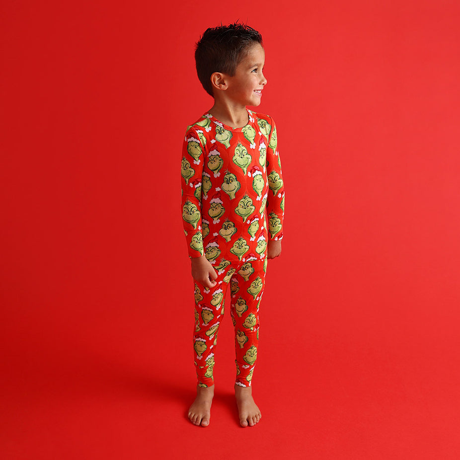 Dr. Seuss The Grinch Classic Pajama Set