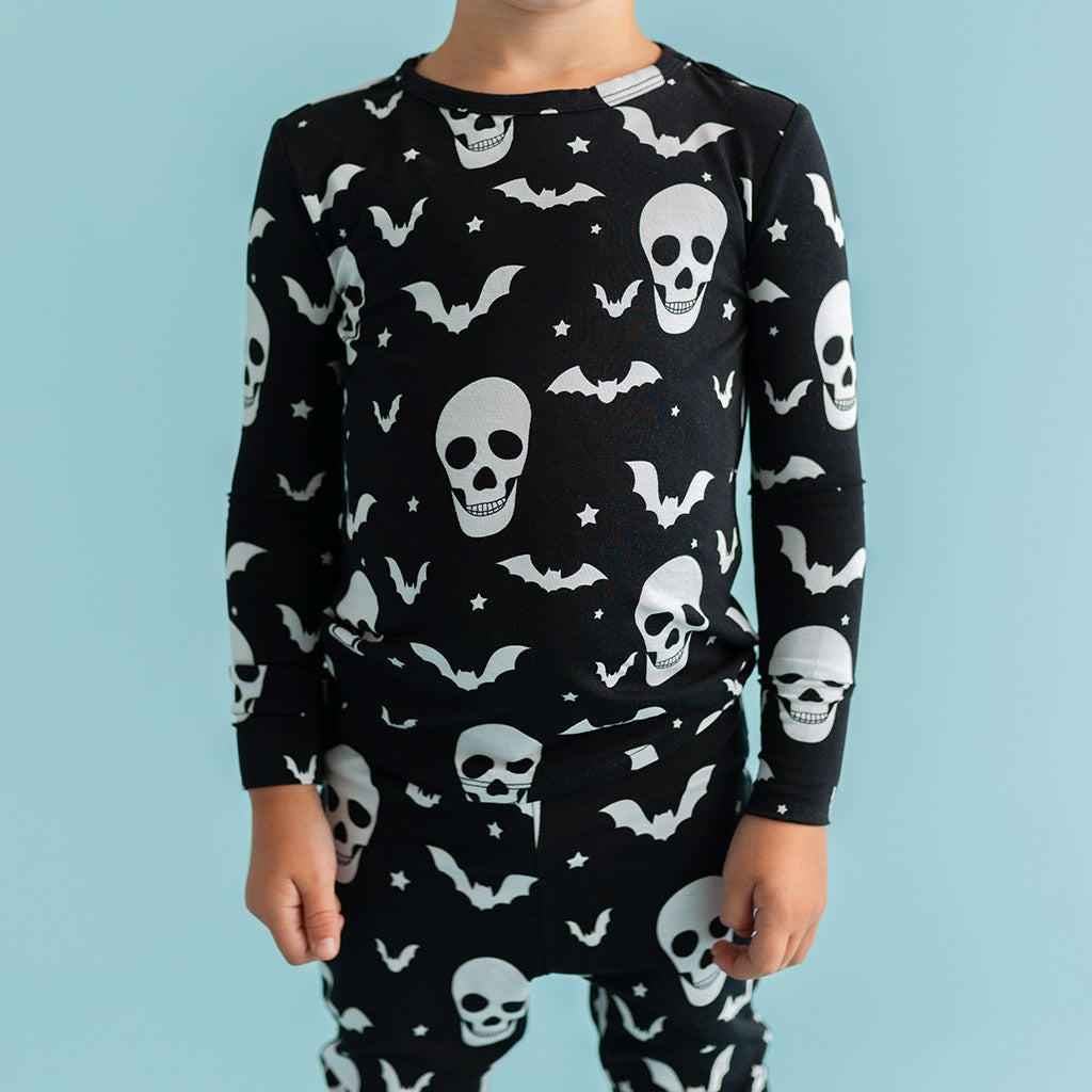 Posh sold Peanut Skelly glow in the dark pajama set 3T