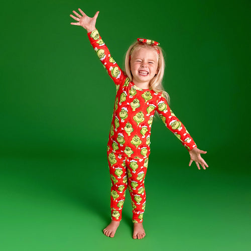 Dr. Seuss The Grinch Pacci™ Classic Pajama Set