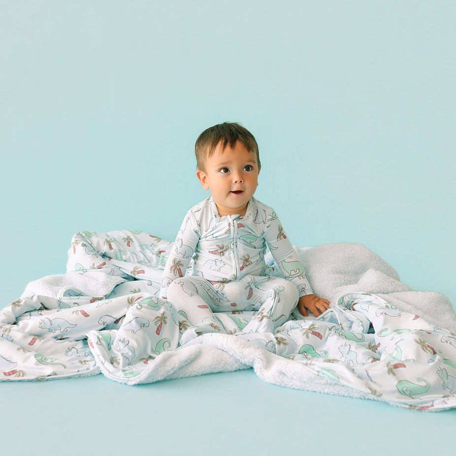 Eric Luxe Plush Patoo® Blanket