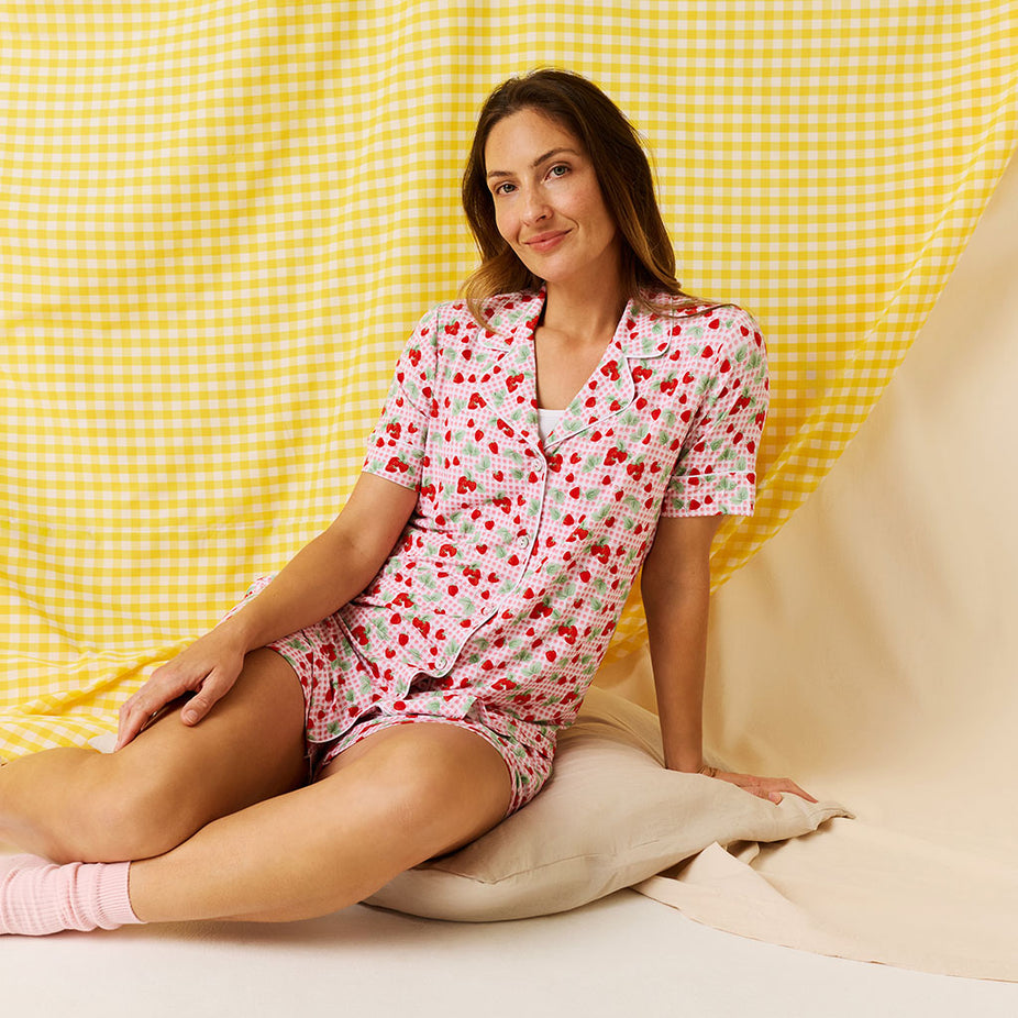 Strawberry Red Short Sleeve Sweet Strawberries Women's Luxe Pajama ...