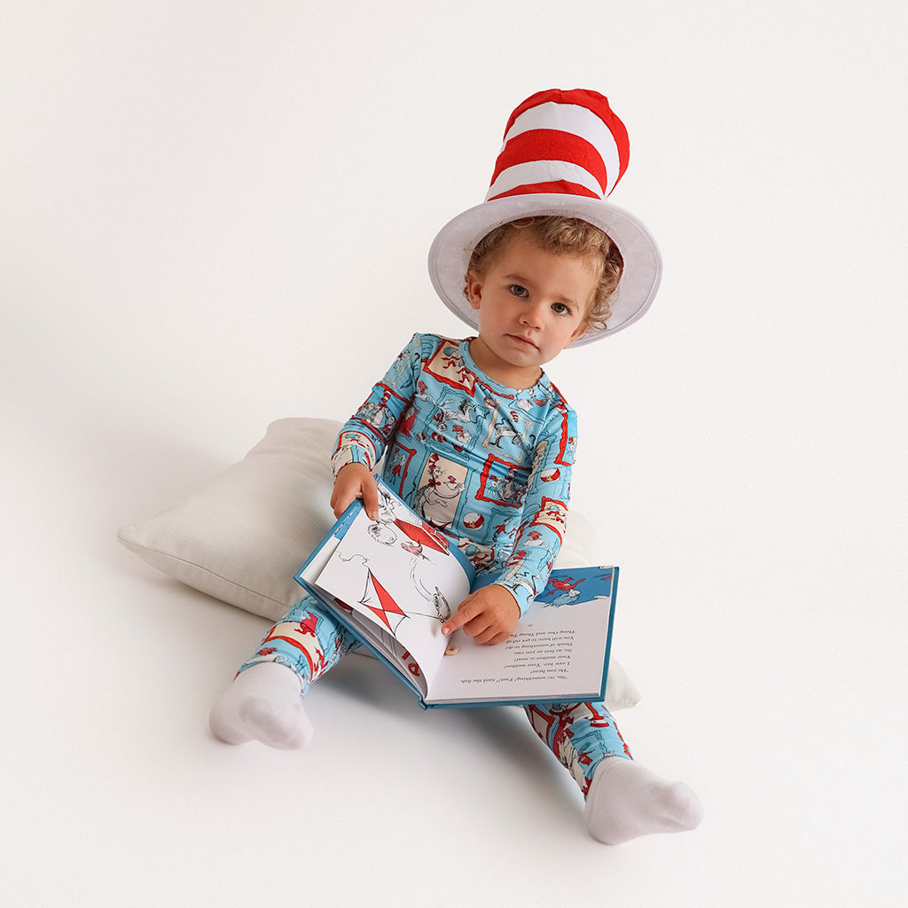 Dr. Seuss Cat in the Hat Gallery Classic Pajama Set