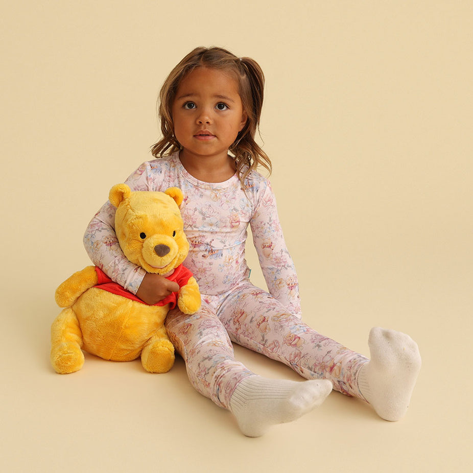 Disney Winnie the Pooh Classic Pajama Set